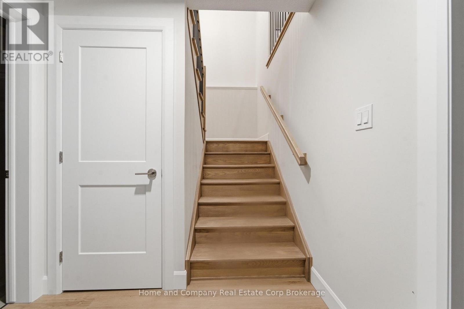 56 DEER RIDGE LANE - 26