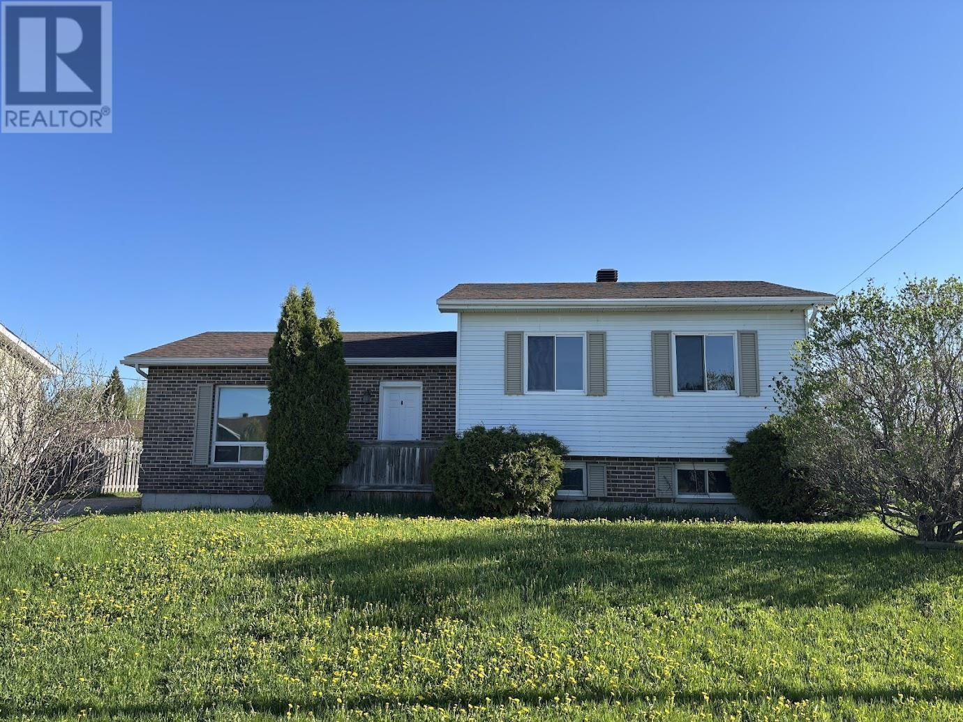31 Brooks ST - 1