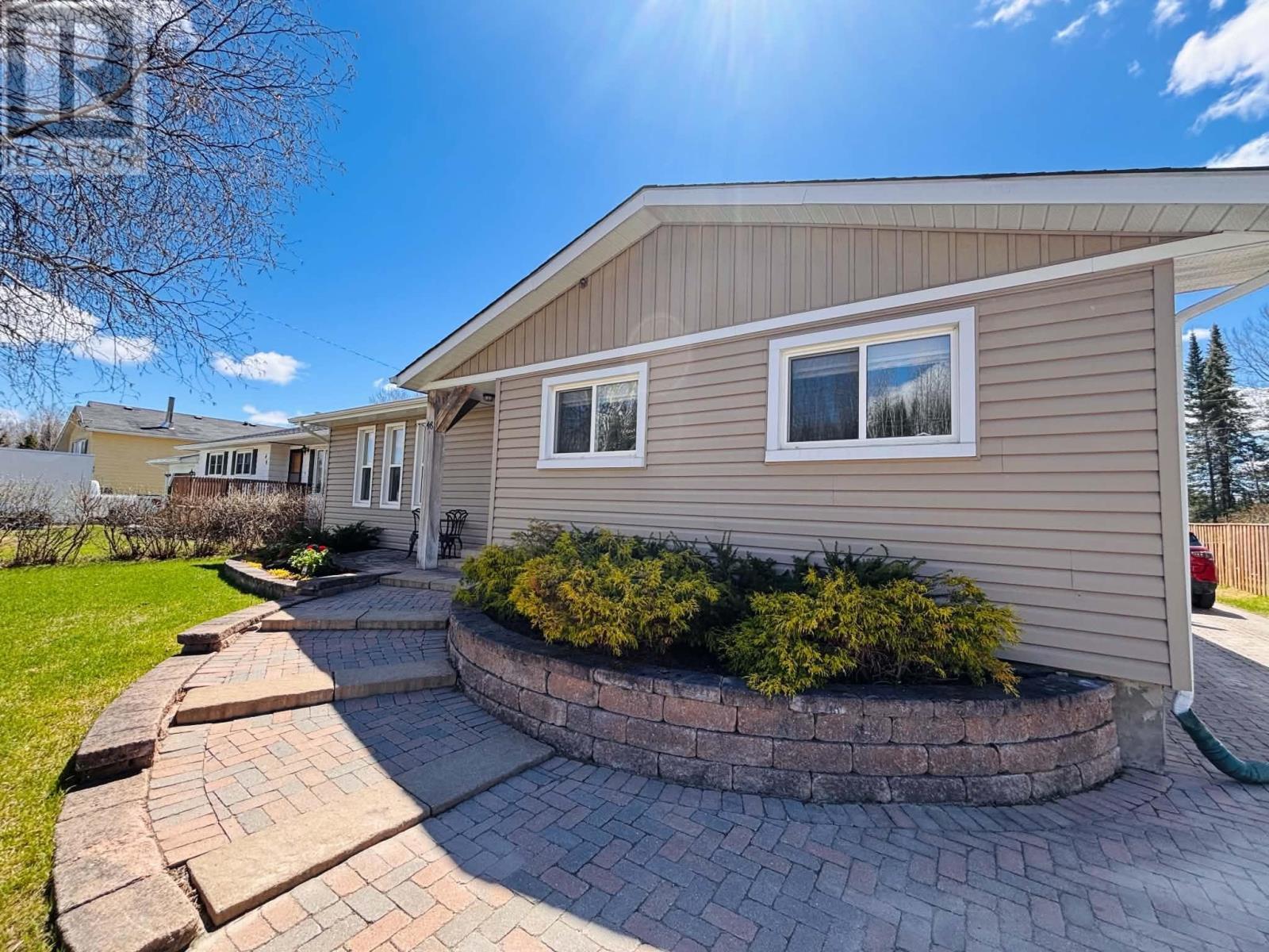 48 Redwing AVE - 1