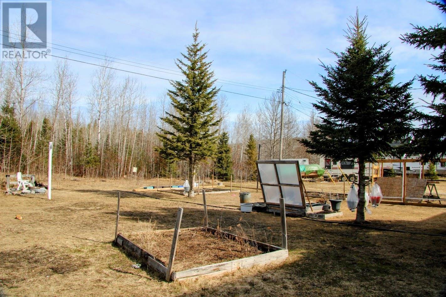 80 Matachewan RD - 42