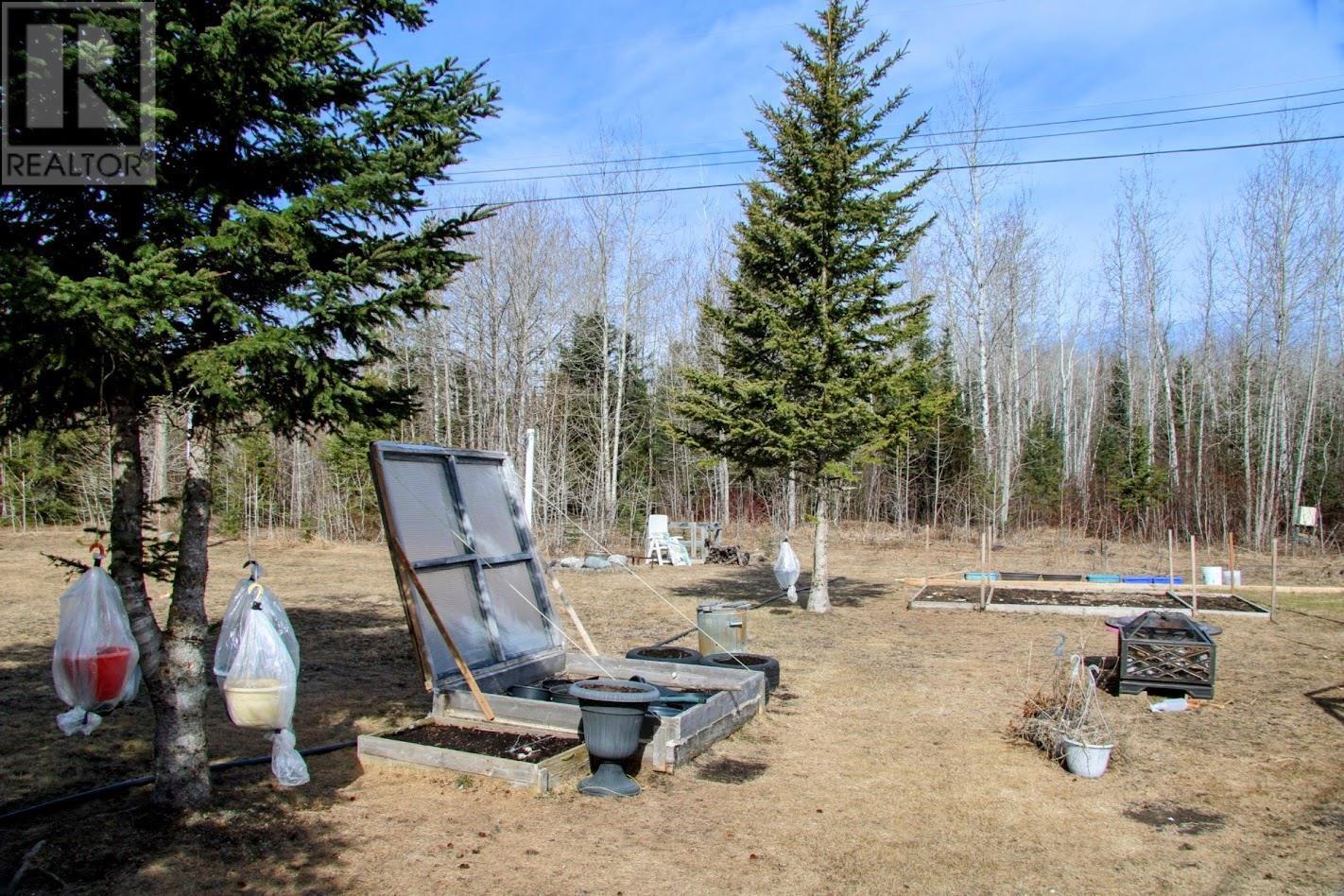 80 Matachewan RD - 41