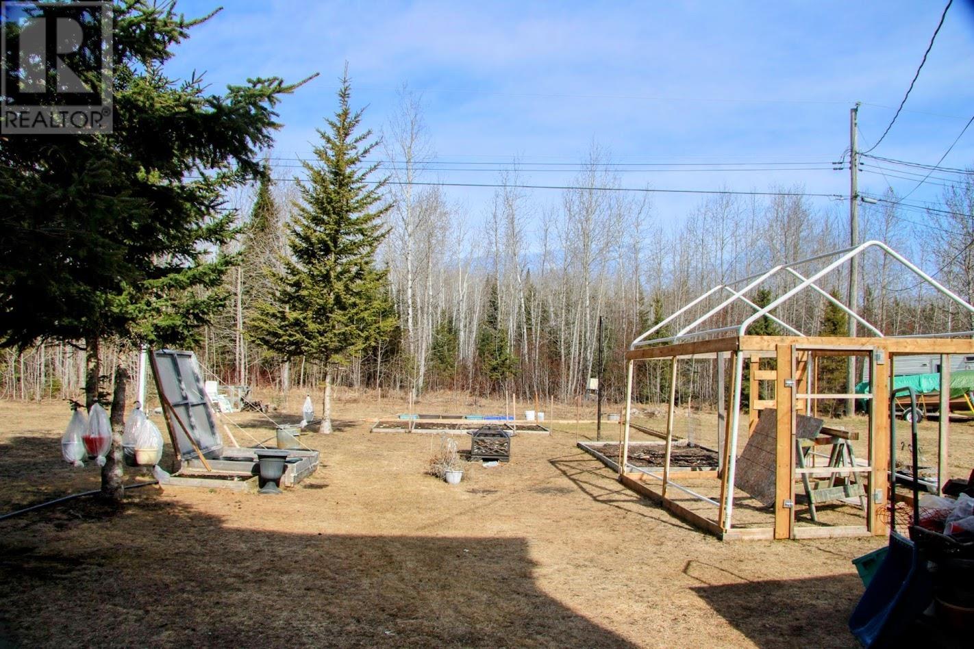 80 Matachewan RD - 44