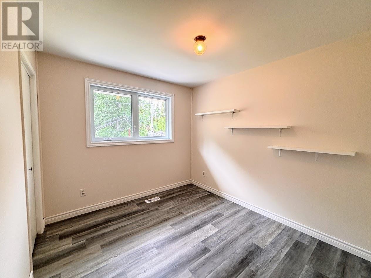 62 Redwing AVE - 14