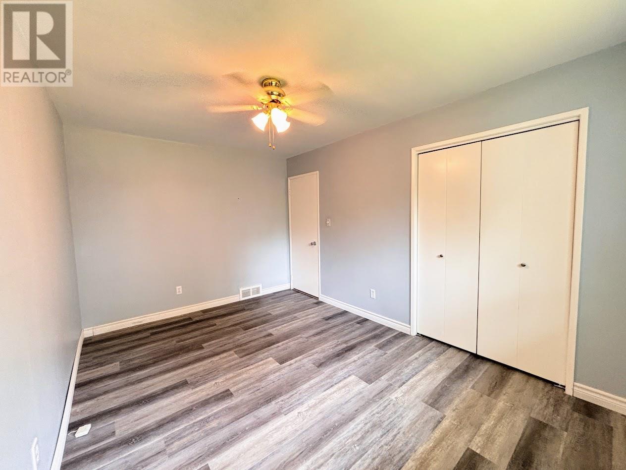 62 Redwing AVE - 10