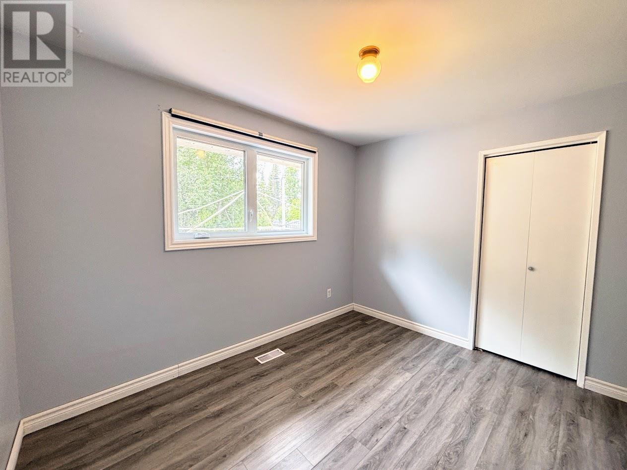 62 Redwing AVE - 11