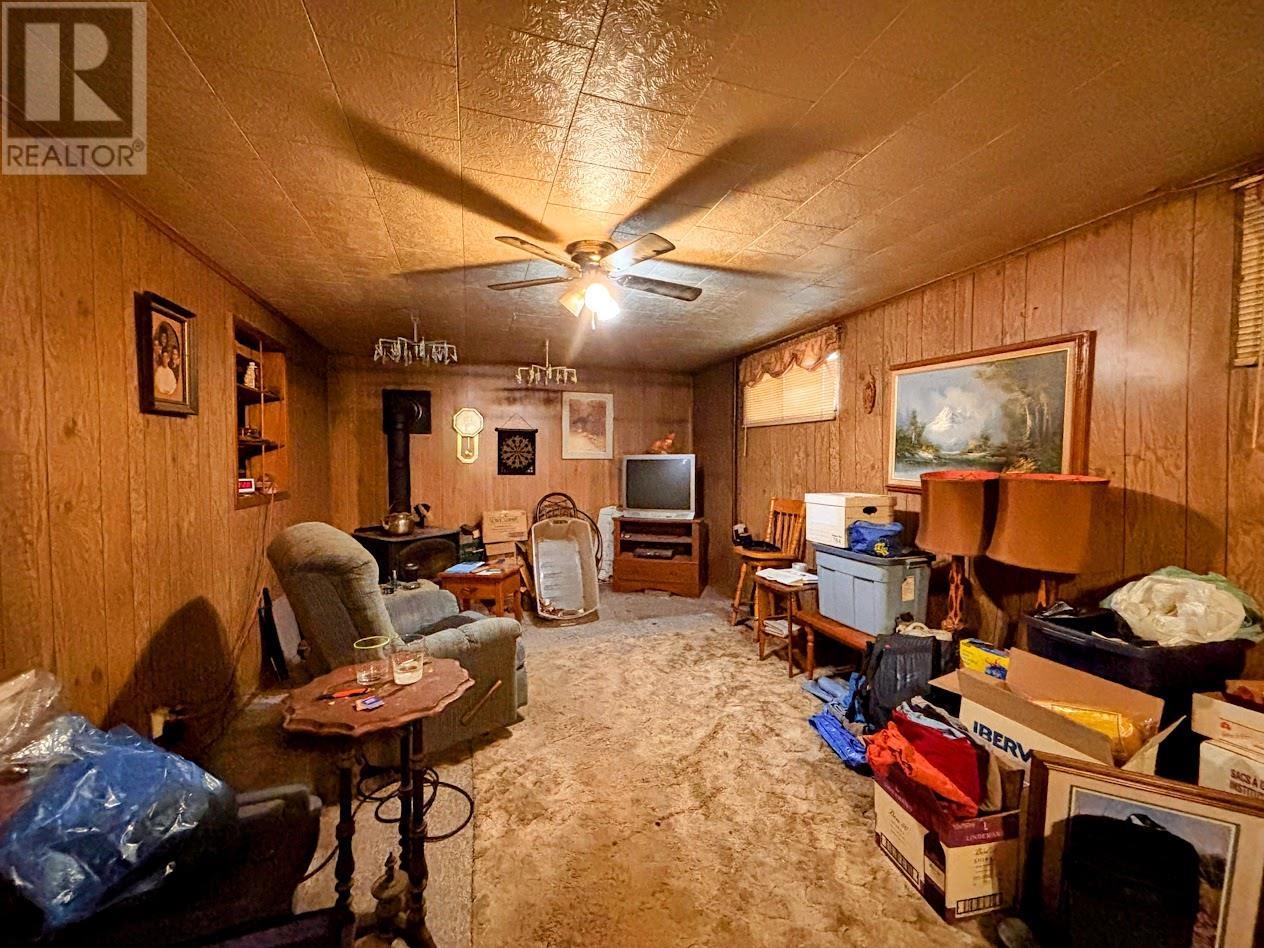 37 Matachewan RD - 14