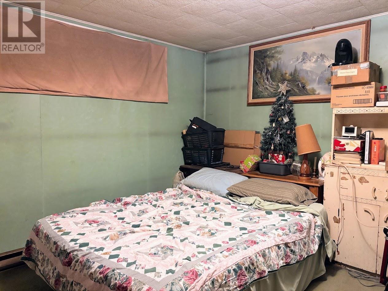 37 Matachewan RD - 16