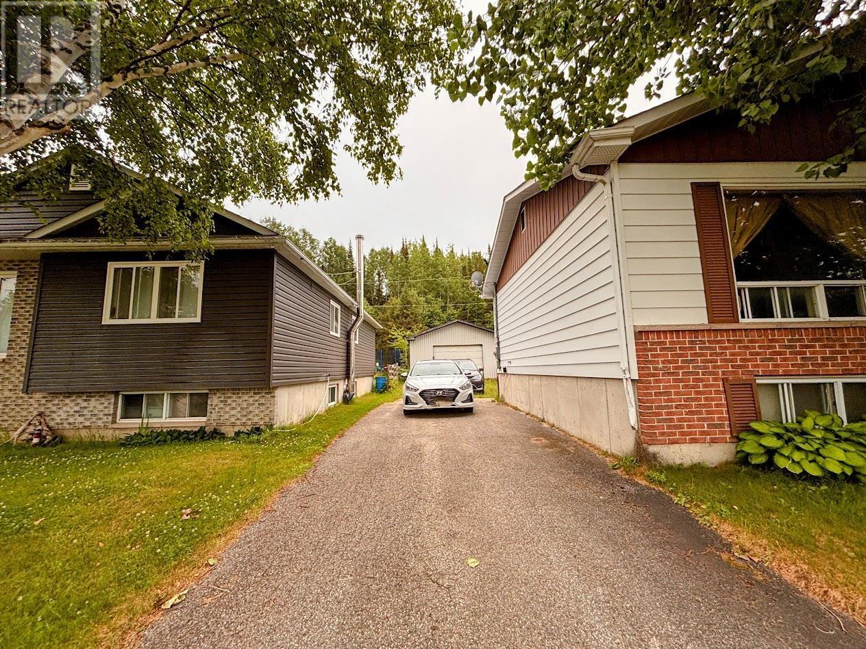 37 Matachewan RD - 23