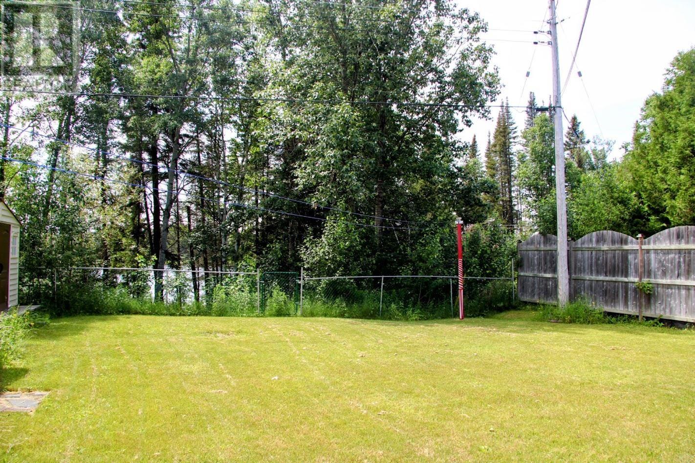62 Redwing AVE - 30