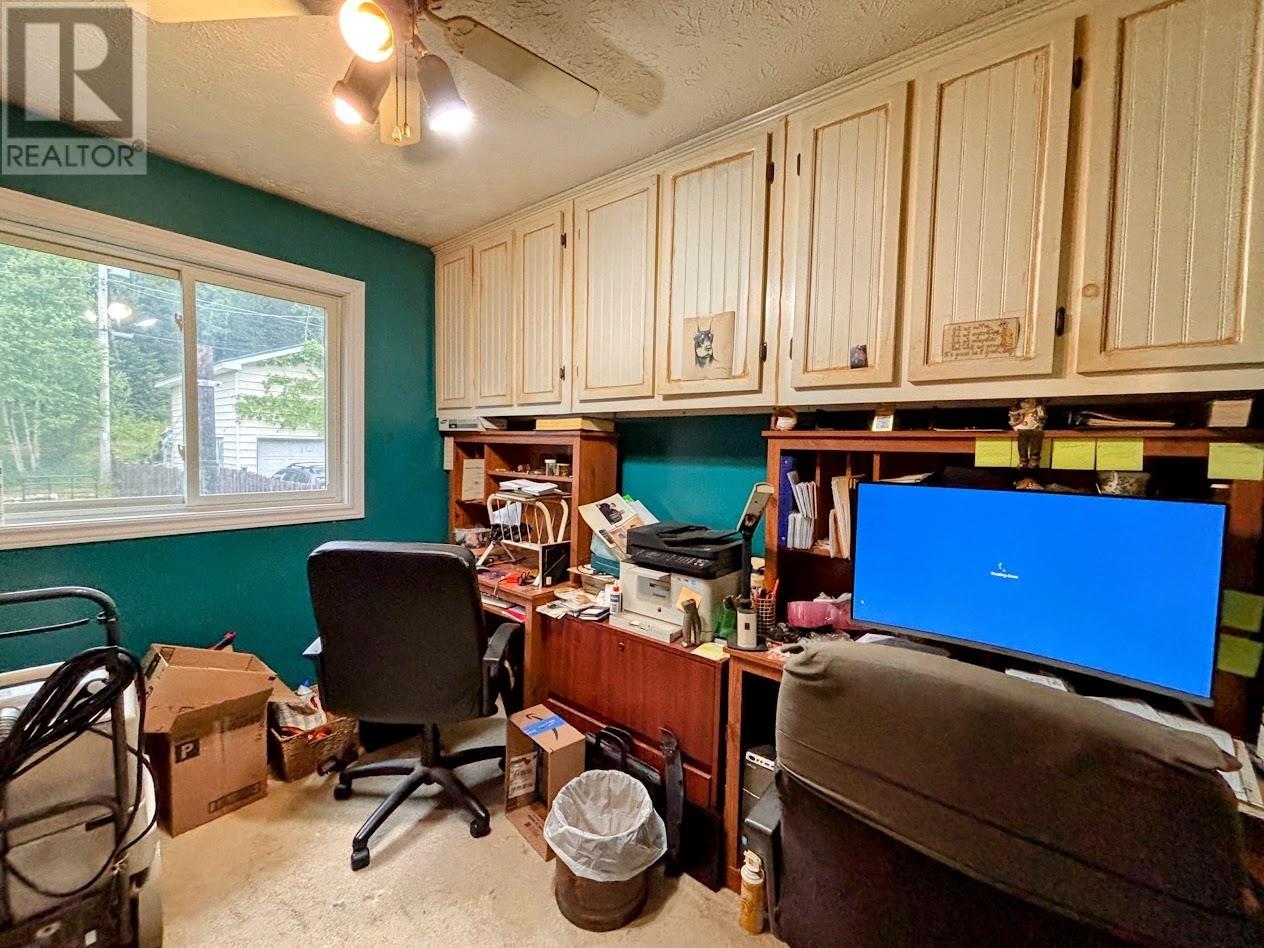 37 Matachewan RD - 11