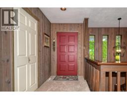 10502 Jocelyn Pl, Sidney, BC V8L2P5 Photo 18
