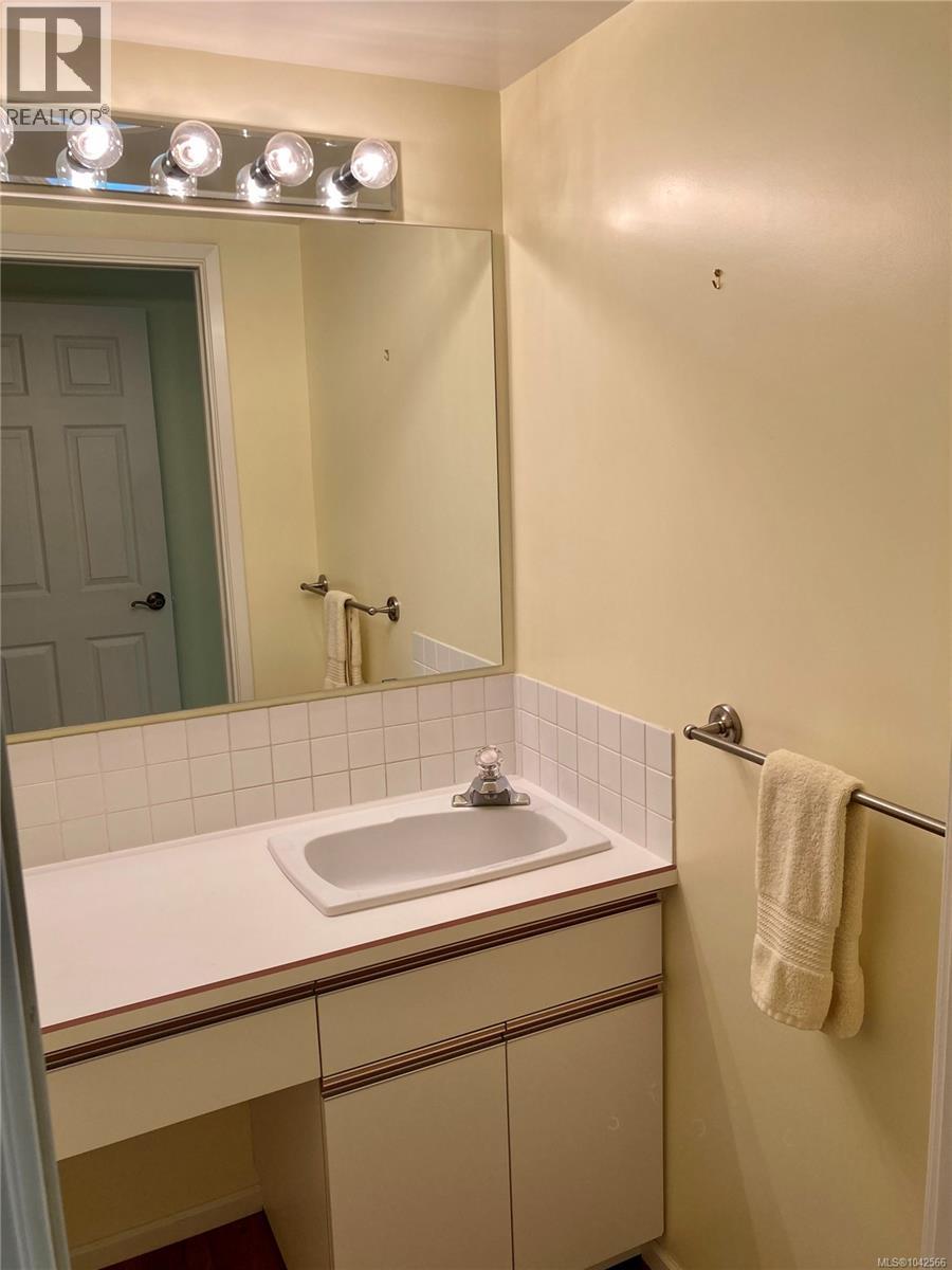 10502 Jocelyn Pl - 64