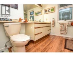 10502 Jocelyn Pl, Sidney, BC V8L2P5 Photo 21