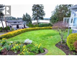 10502 Jocelyn Pl, Sidney, BC V8L2P5 Photo 44