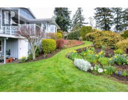 10502 Jocelyn Pl, Sidney, BC V8L2P5 Photo 41