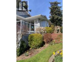 10502 Jocelyn Pl, Sidney, BC V8L2P5 Photo 58