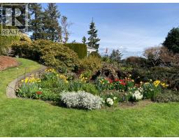 10502 Jocelyn Pl, Sidney, BC V8L2P5 Photo 63