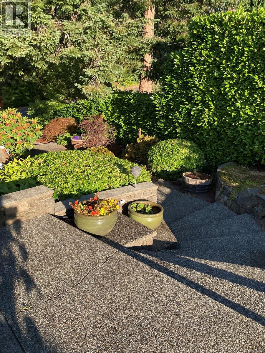 10502 Jocelyn Pl - 68