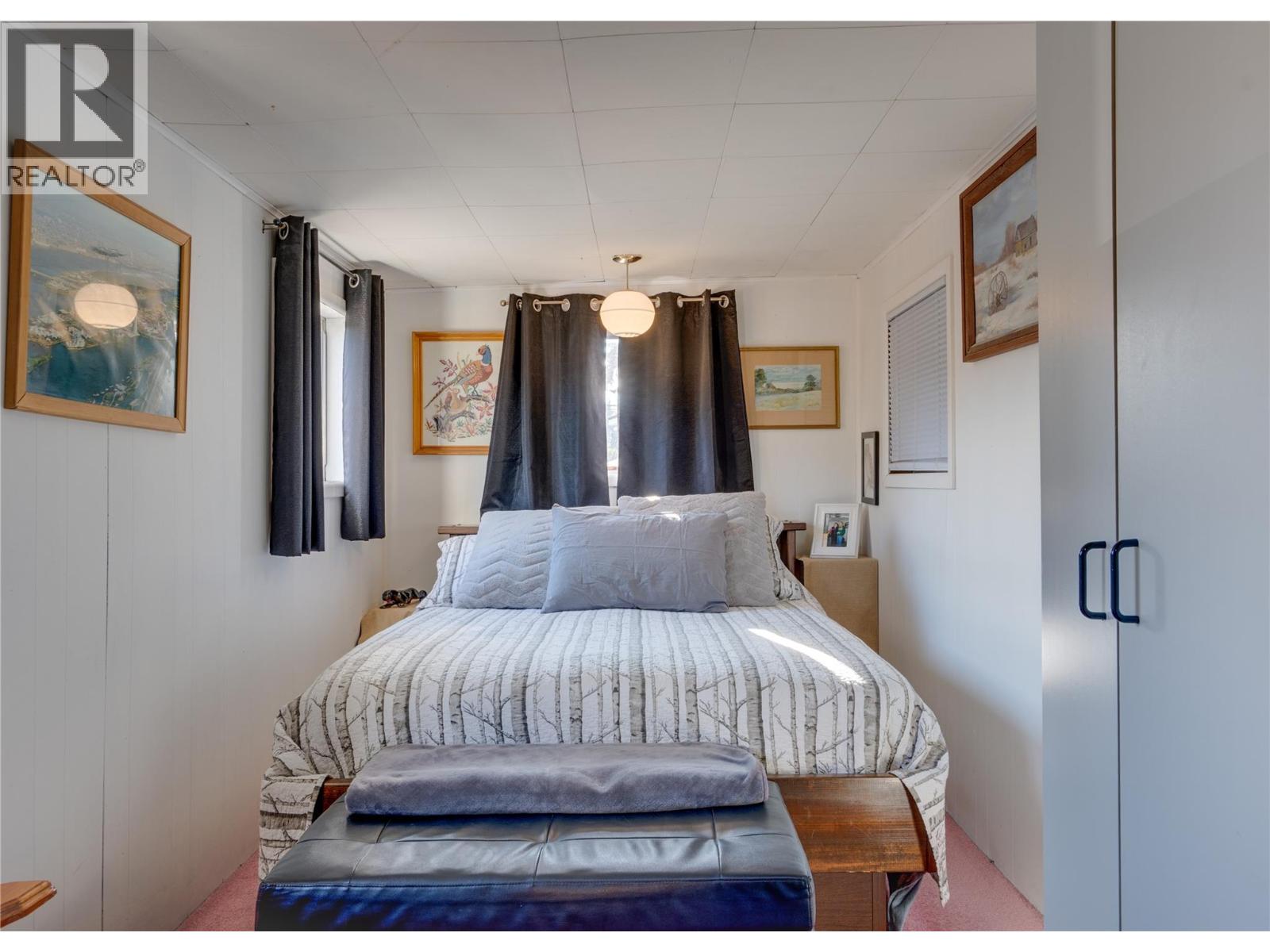 5595 27 Avenue - 25