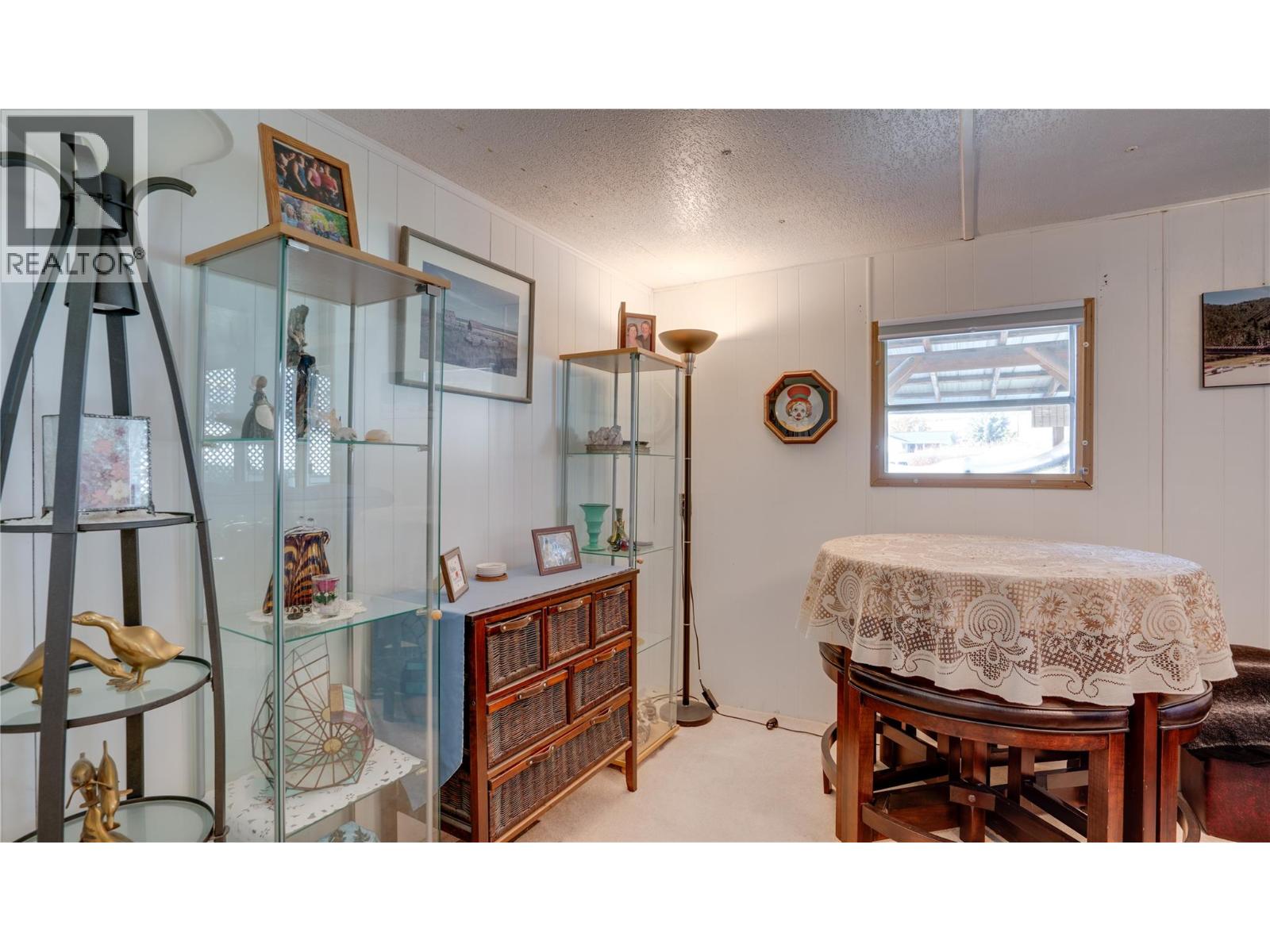 5595 27 Avenue - 30