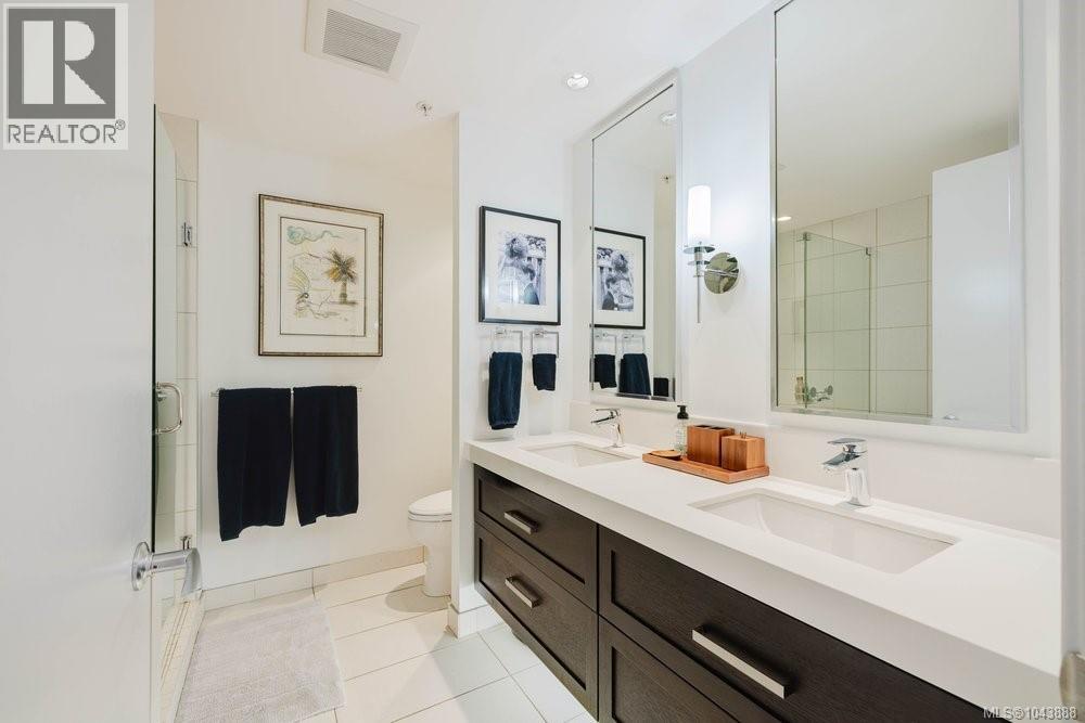 #214 999 Burdett Ave - 17