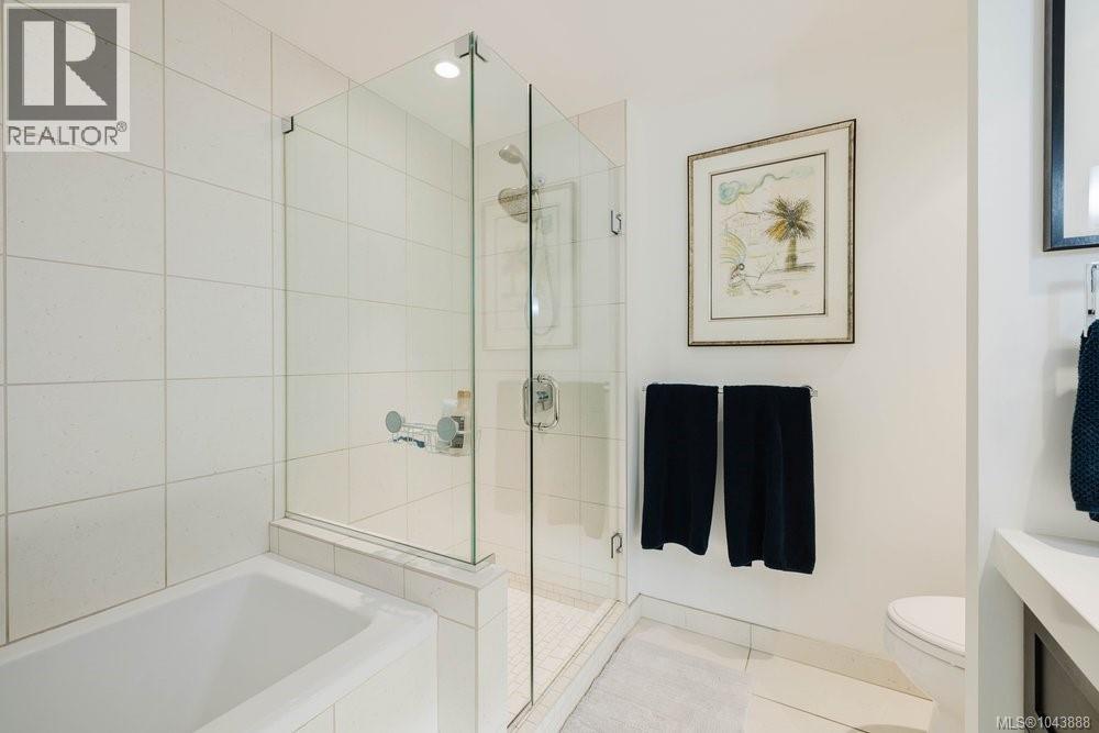 #214 999 Burdett Ave - 19