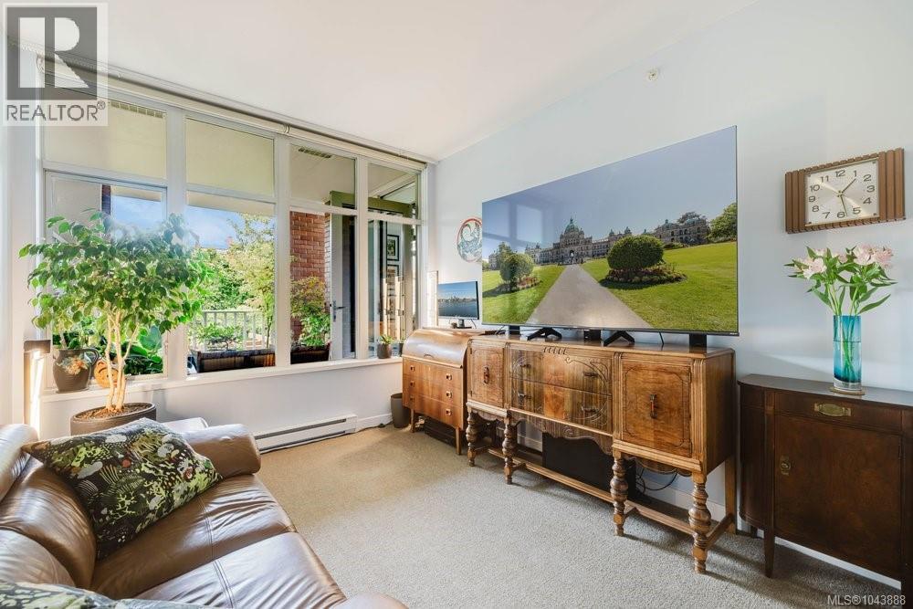 #214 999 Burdett Ave - 21