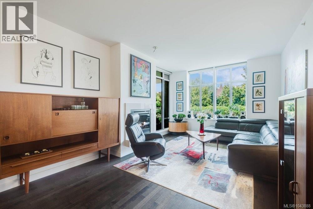 #214 999 Burdett Ave - 8