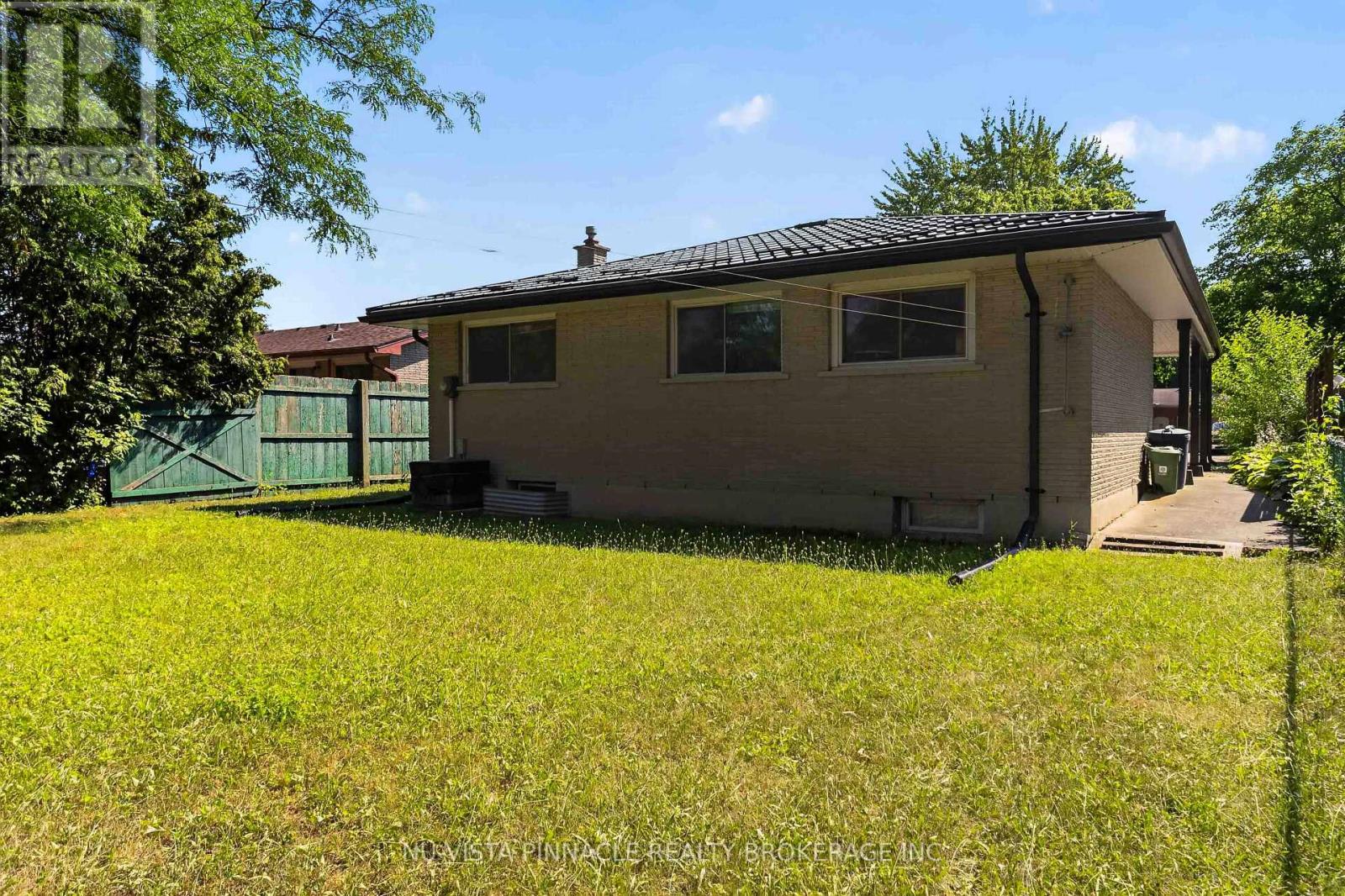 1062 APACHE ROAD - 25