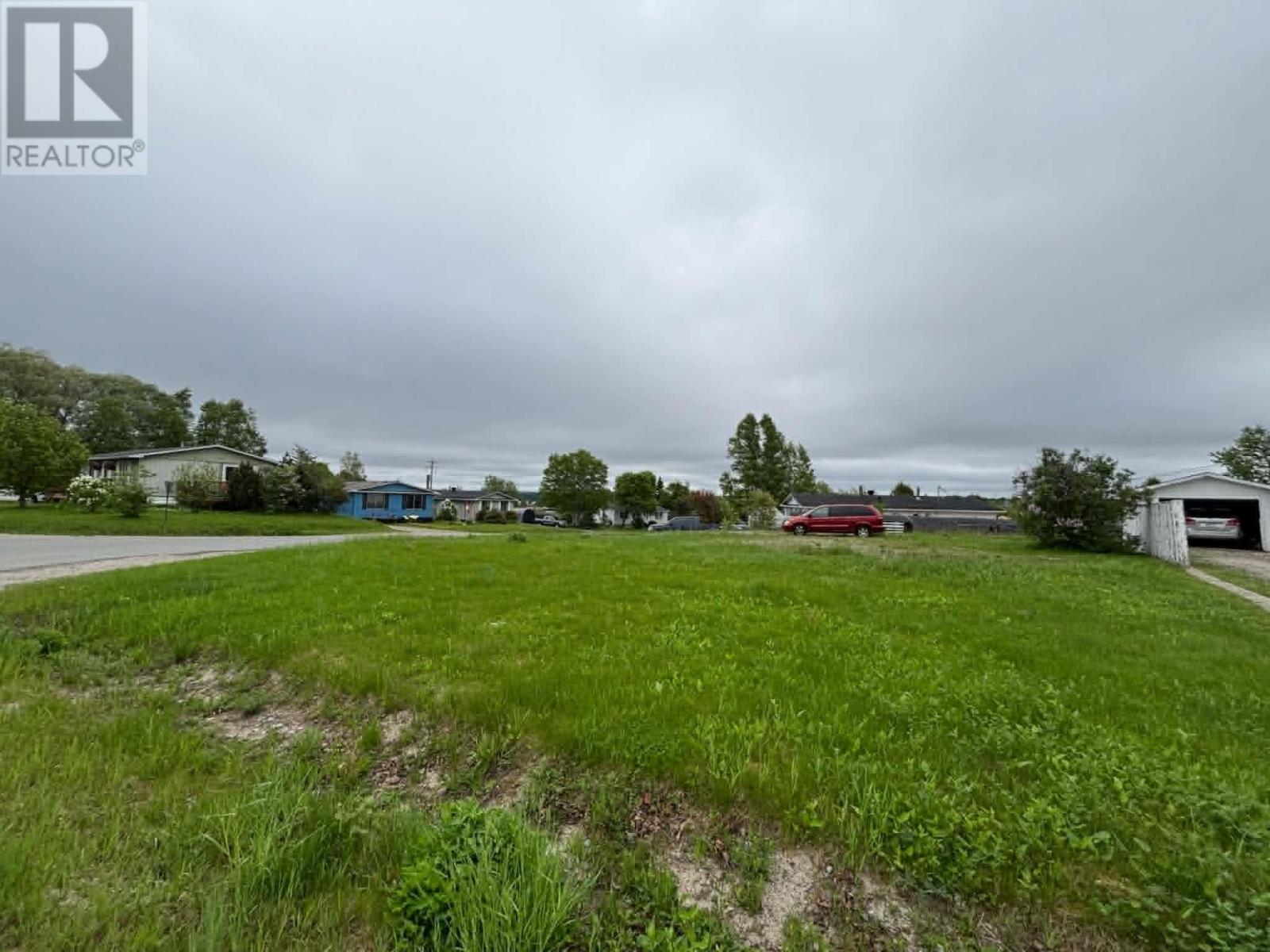 20 Partridge AVE, Manitouwadge — photo 3