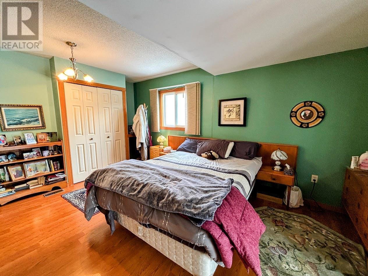 14 Lloyd Irwin ST - 13