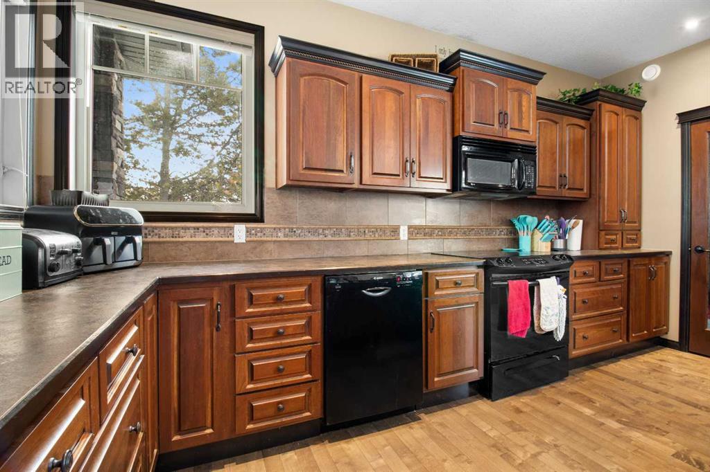 2120 18 Avenue - 15