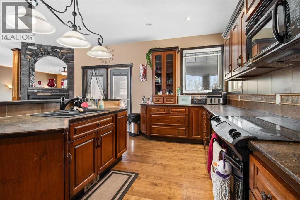 2120 18 Avenue - 13