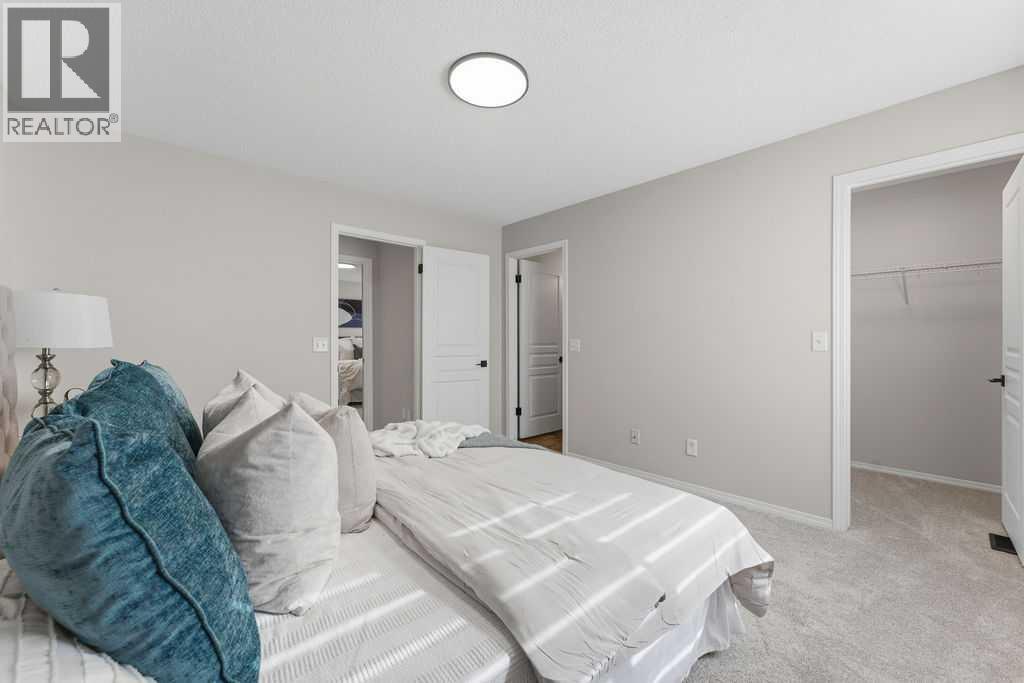 115 Elgin Meadows View SE - 19