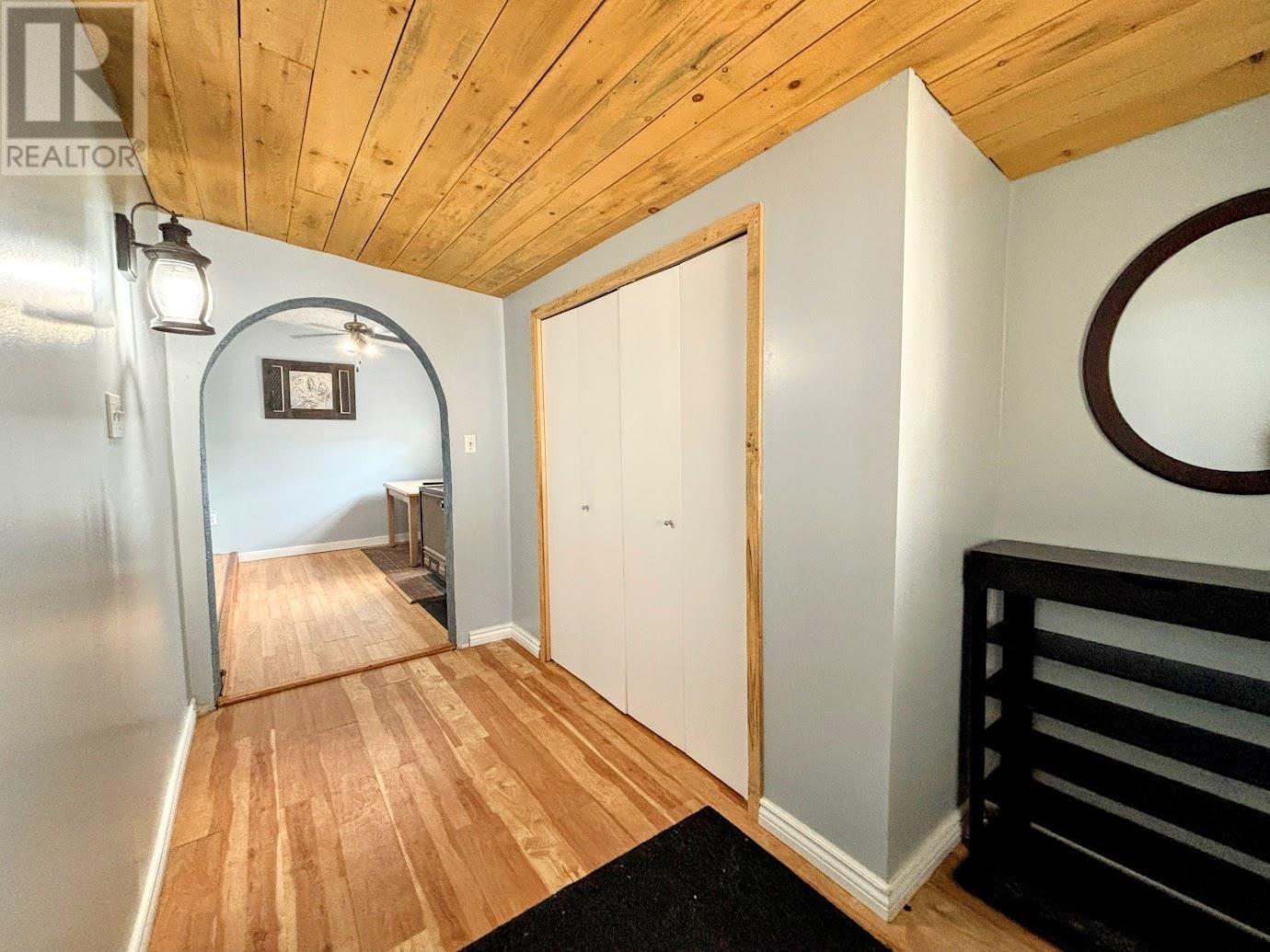 25 Coveney ST - 21