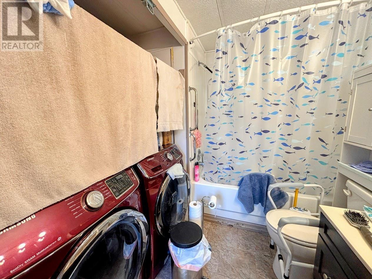 22 Jackson CRES - 18