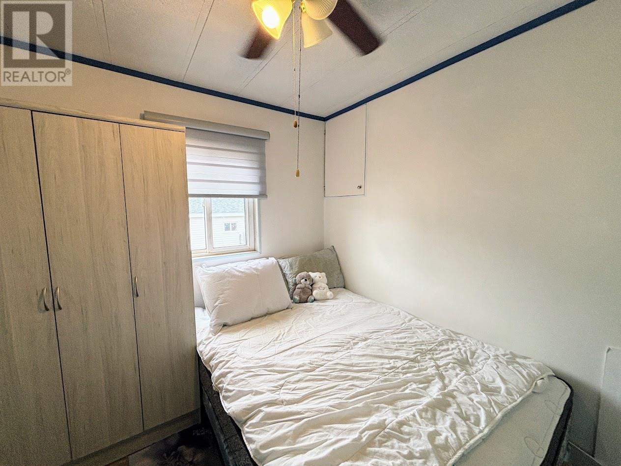 22 Jackson CRES - 11
