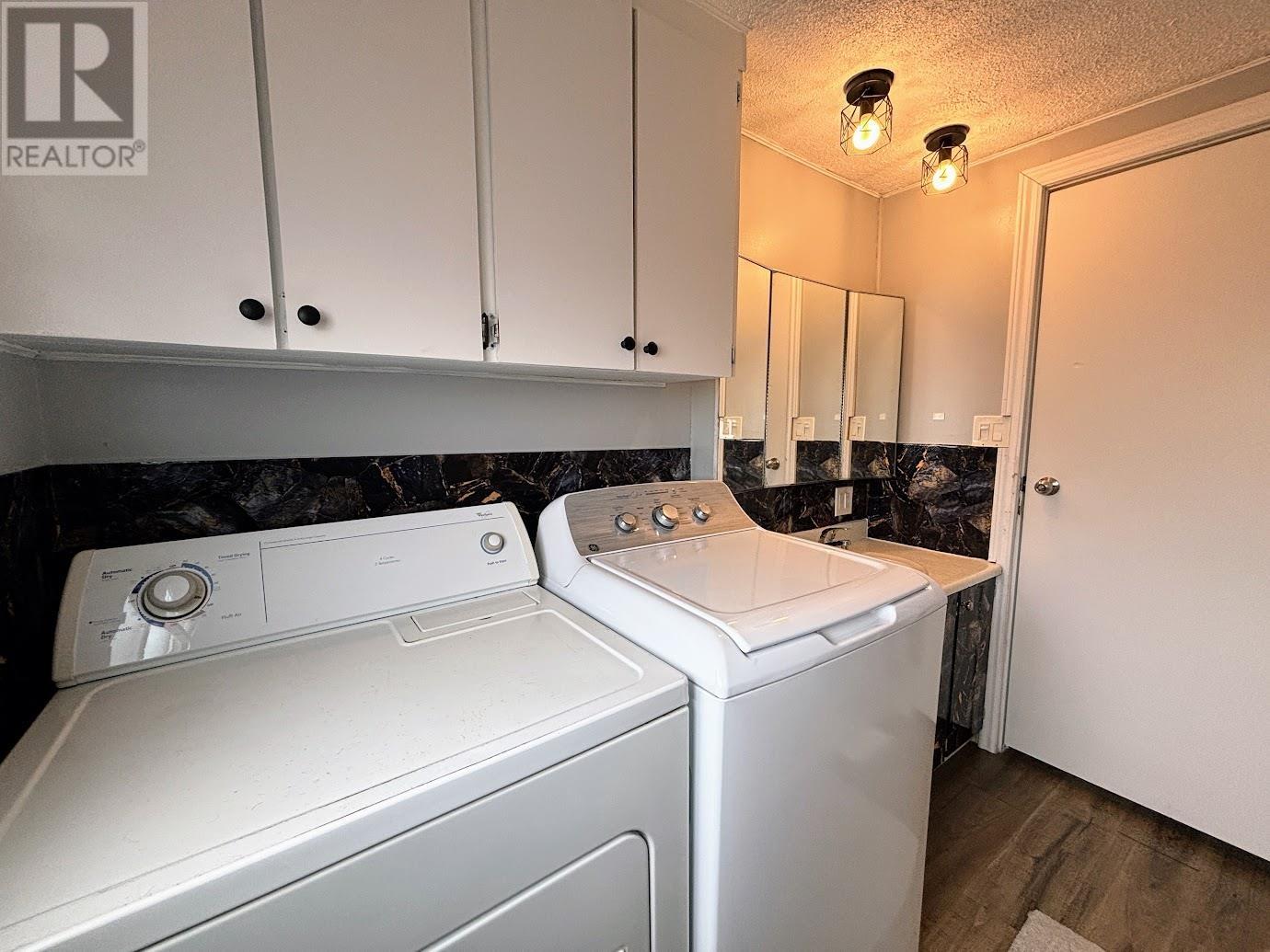 25 Coveney ST - 19
