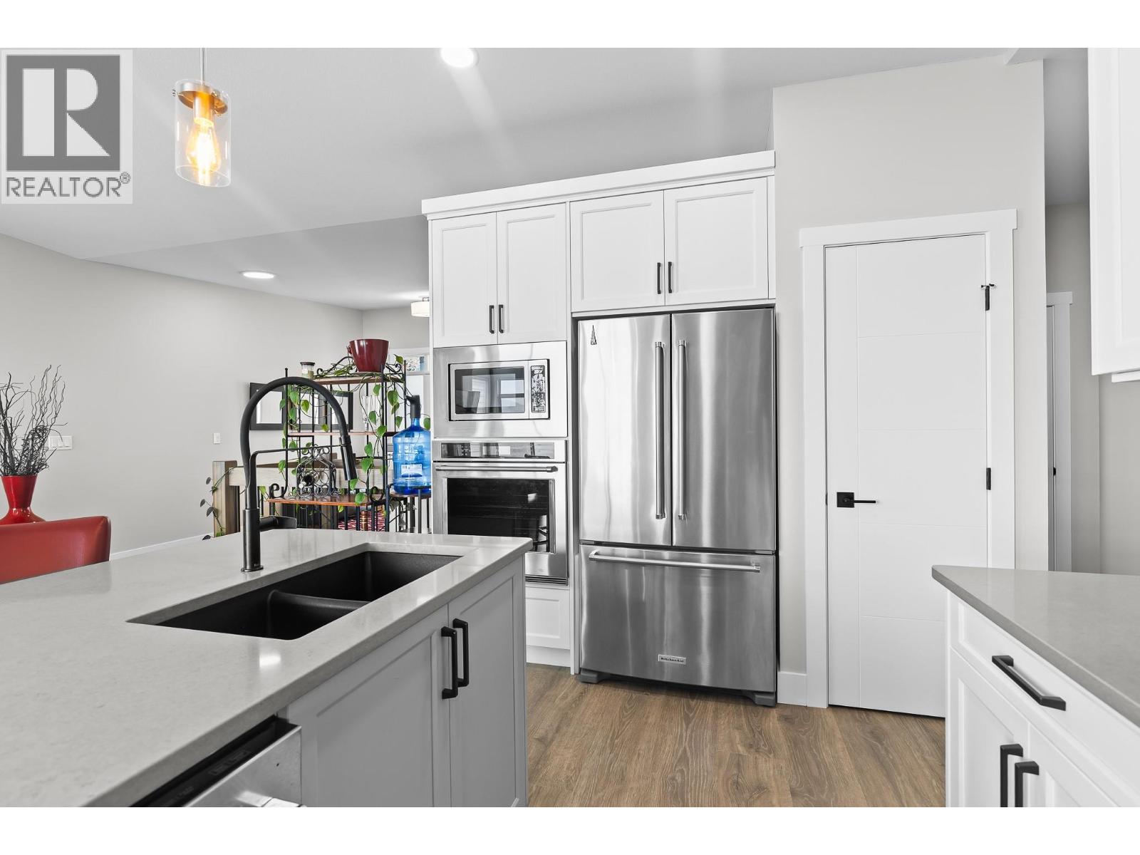 #15 7735 Okanagan Hills Boulevard - 24