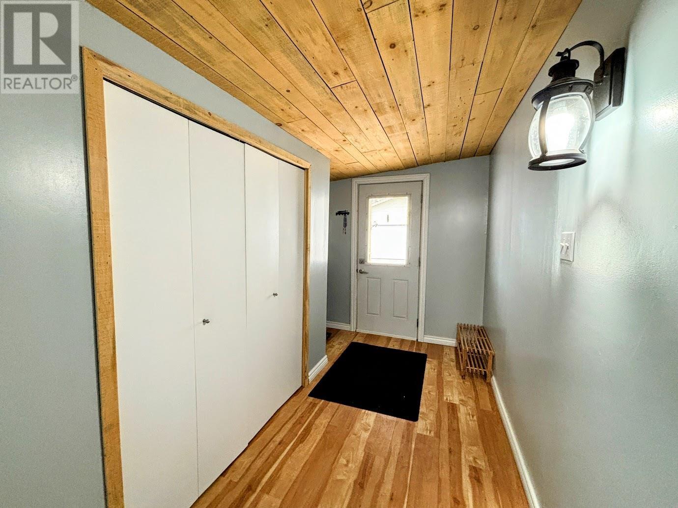 25 Coveney ST - 20