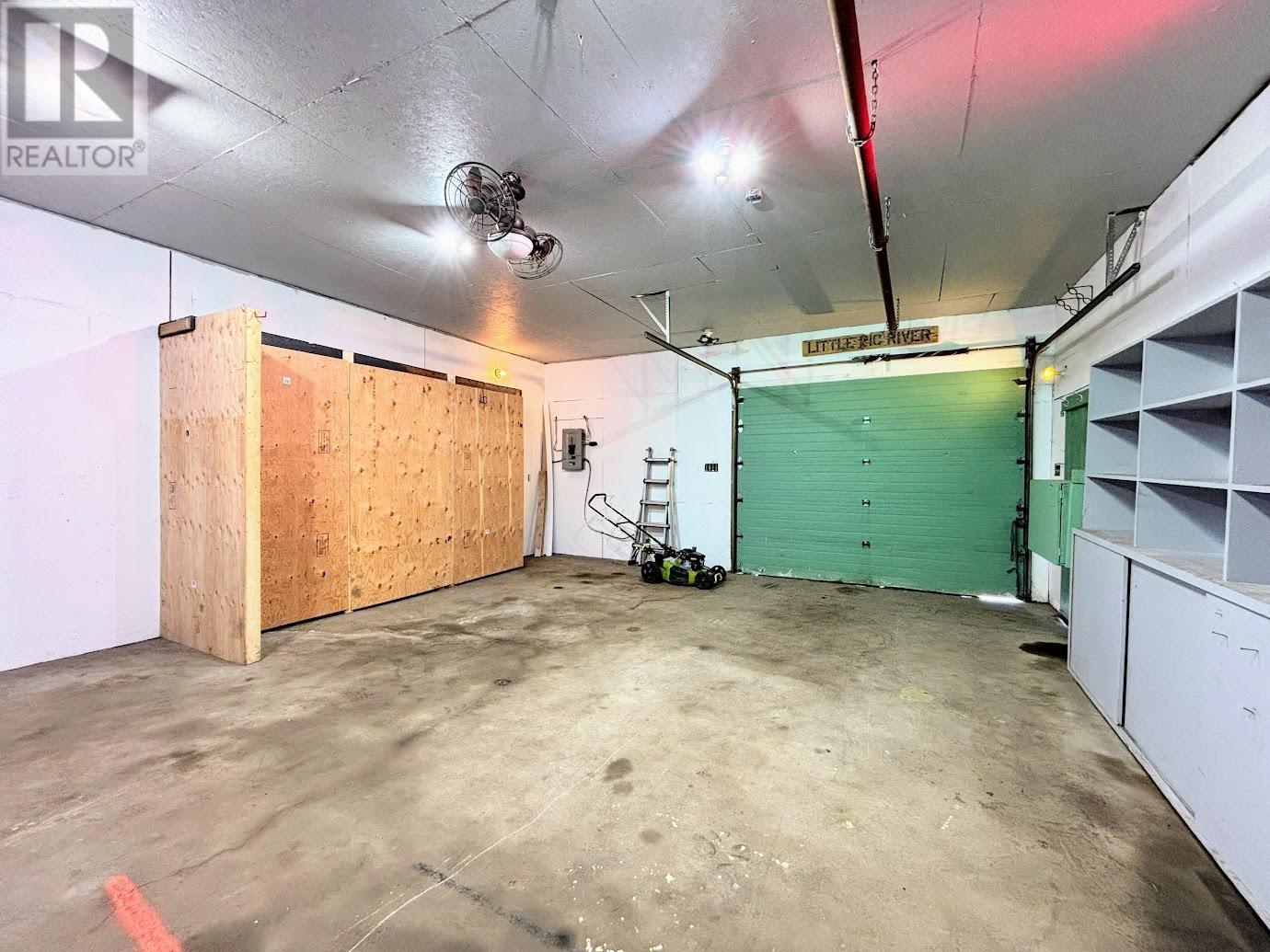 54 Jackson CRES - 33