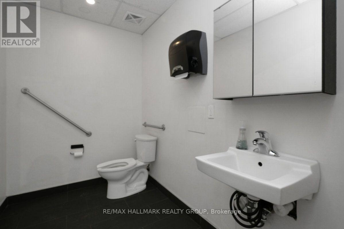 Retail for Rent in Ottawa – 85 MURRAY STREET, Ottawa – MLS# X13595850 - Image 16