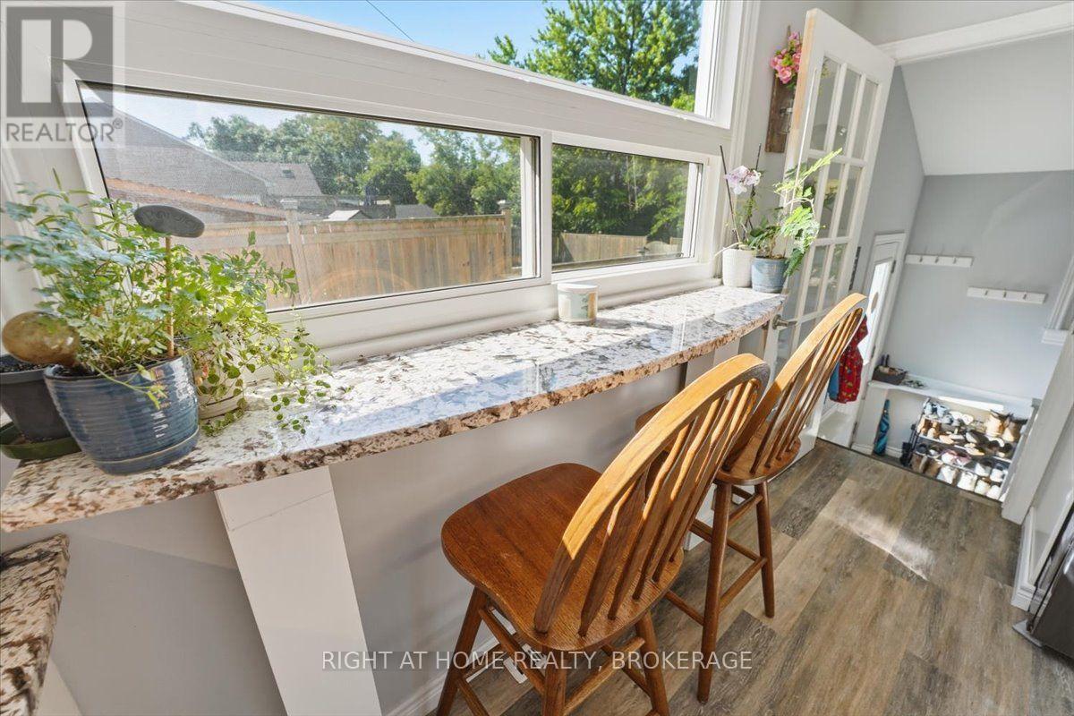 63 PLYMOUTH AVENUE - 14