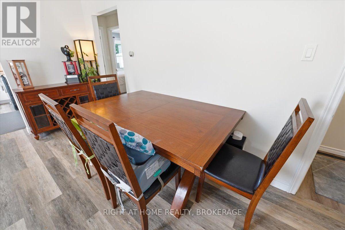 63 PLYMOUTH AVENUE - 16