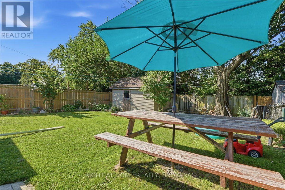 63 PLYMOUTH AVENUE - 35