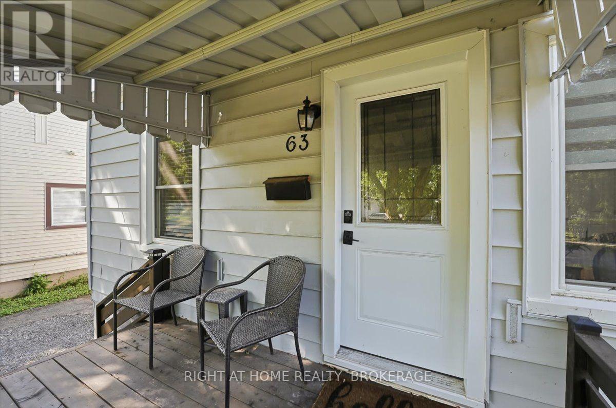 63 PLYMOUTH AVENUE - 7