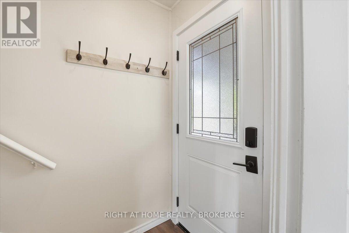 63 PLYMOUTH AVENUE - 8