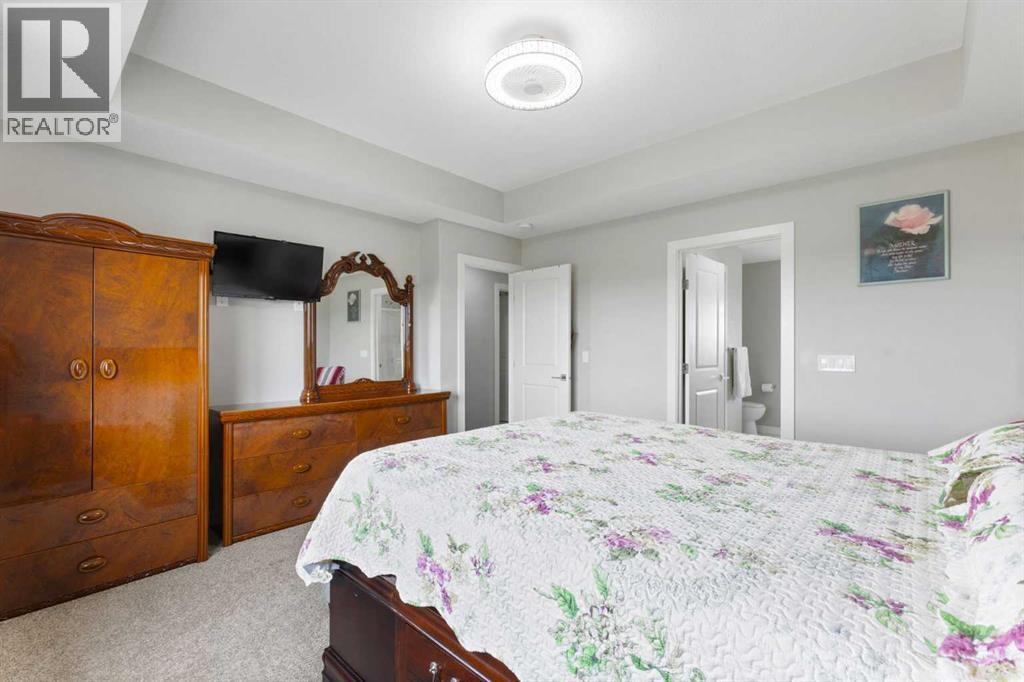 718 Hampshire Cove NE - 32