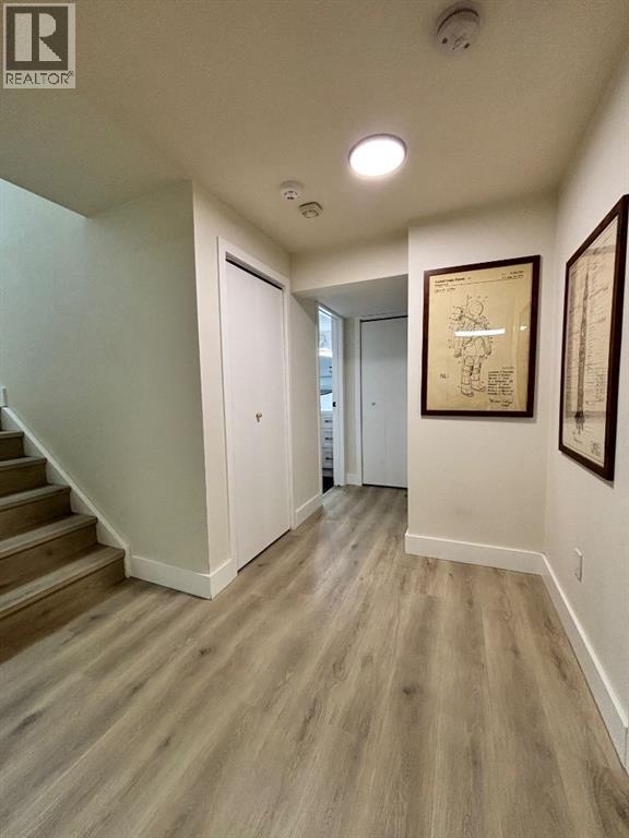 9218 50 Avenue - 30