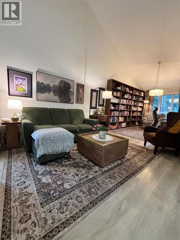 9218 50 Avenue - 9
